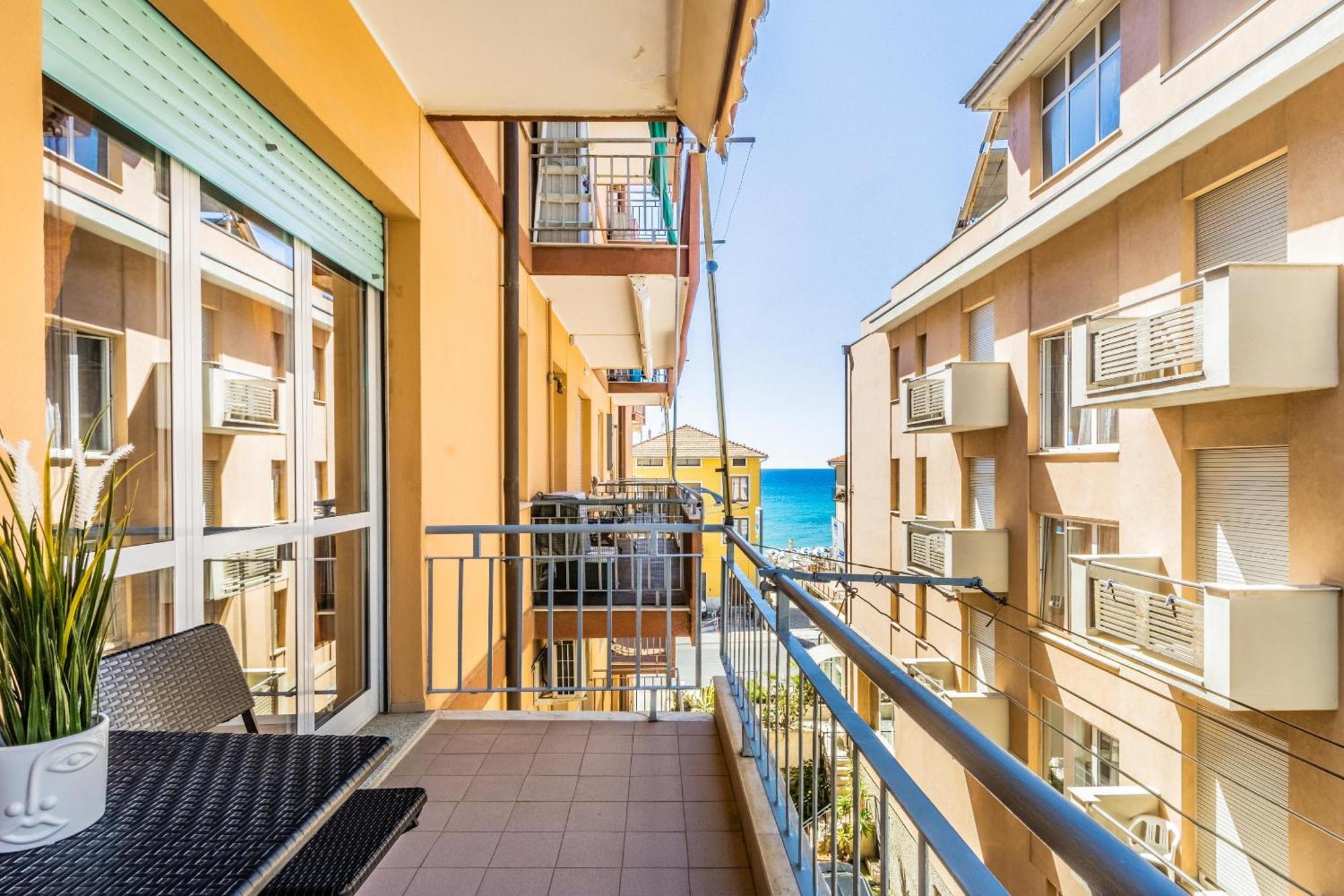 'Nature Home' 30Mt Sea -Central Station -Netflix Pietra Ligure Esterno foto